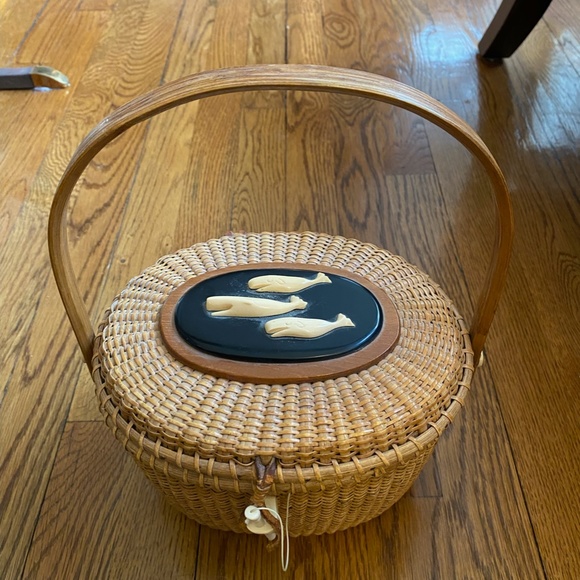 Farnum Bags Vintage Nantucket Basket Purse Whales Signed Farnum Poshmark